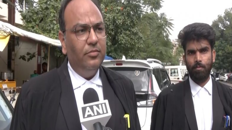 Entertainment News | 'Filmmakers Didn't Seek Family's Consent': Shah Bano's Daughter Moves MP High Court Seeking Stay on Release of Emraan Hashmi's Film HAQ