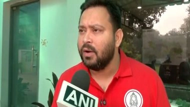 India News | Tejashwi Yadav Promises Additional Rs 300 Per Quintal for Paddy, Rs 400 for Wheat if MGB Forms Govt in Bihar