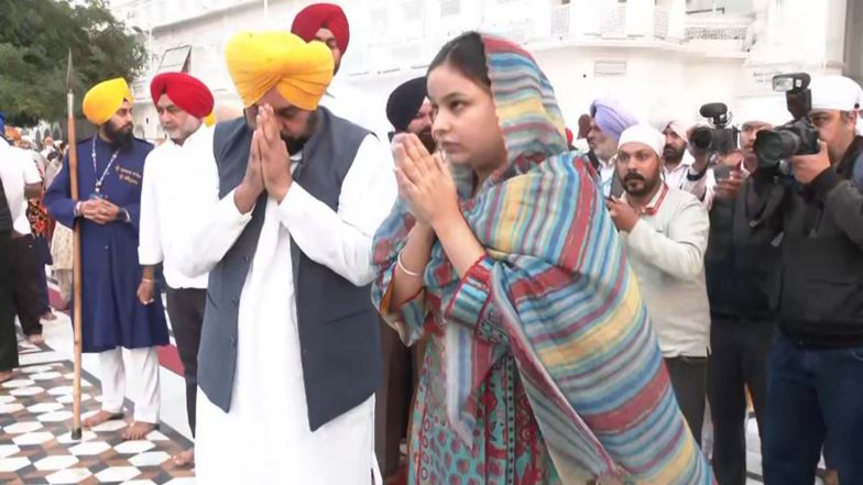 India News | Punjab CM Bhagwant Mann, His Wife Visit Golden Temple on Guru Nanak Jayanti