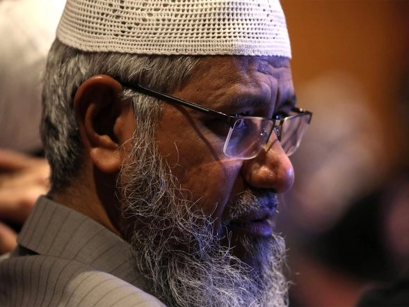 World News | Interim Government Won't Allow Zakir Naik to Enter Bangladesh