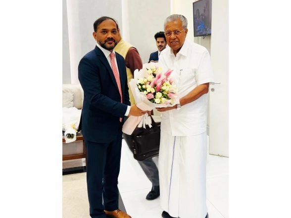 World News | Kerala CM Arrives in Kuwait for 2-day Visit