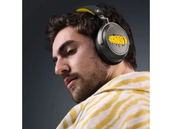 Tech News | Sennheiser Momentum 4 Wireless (80th Ed.) Review: Retro Meets Excellence?