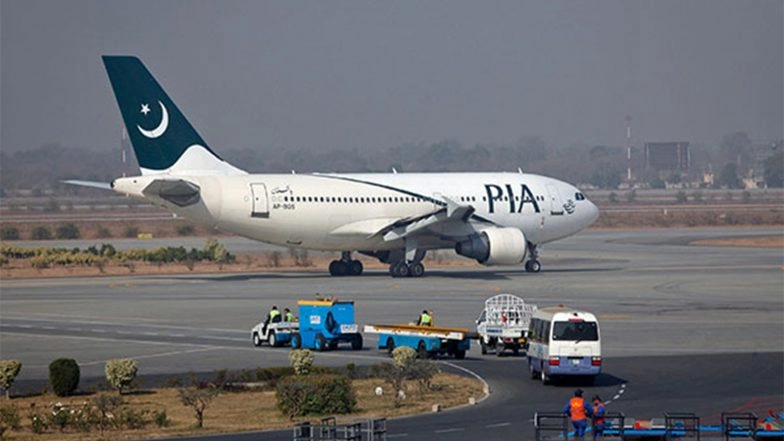 World News | Pakistan: Amid Dispute, PIA Dismisses President, Secretary General of Aircraft Engineers' Association