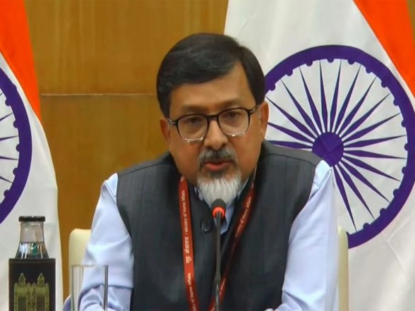 World News | President Murmu to Visit Angola, Botswana from Nov 8 to 13 to Boost Global South Ties, Advance Cheetah Translocation Project