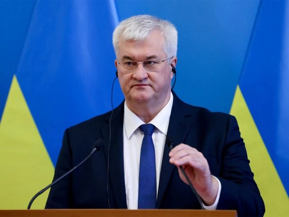 World News | Over 1,400 Africans Fighting for Russia in Ukraine, Warns Ukrainian Foreign Minister Andrii Sybiha