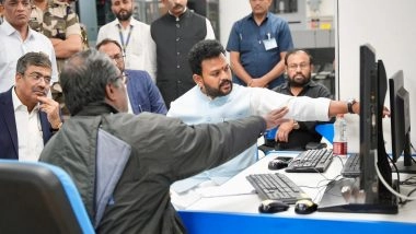 India News | Union Civil Aviation Minister Reviews On-ground Situation at Delhi ATC Towers After Technical Glitch