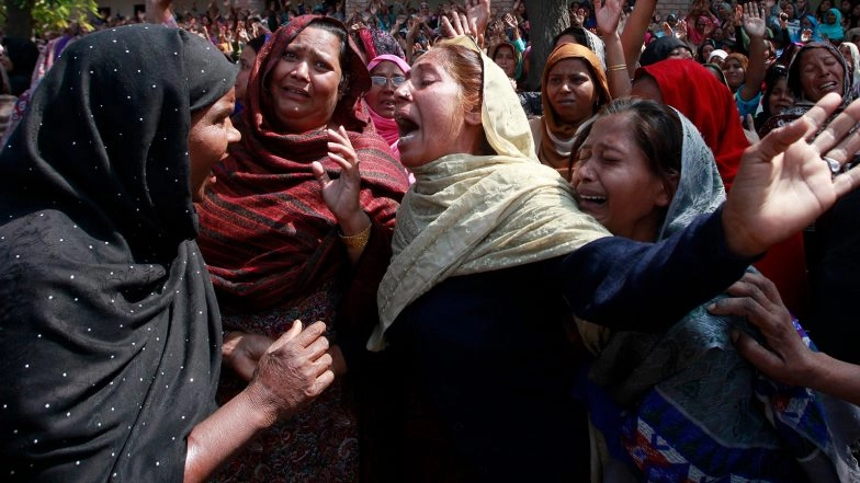 World News | Over 1 Lakh Cases of Domestic Violence, More Than 7,500 Women Murdered in 4 Years: Pak Minister Informs National Assembly