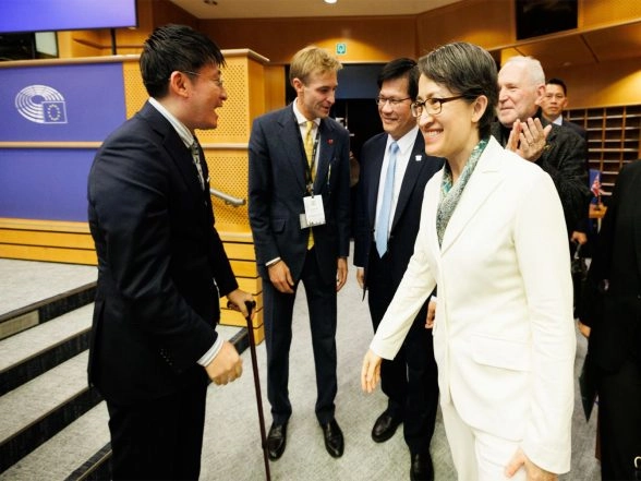 World News | Taiwan Vice President Delivers Speech at EU Parliament; China Lodges Protest