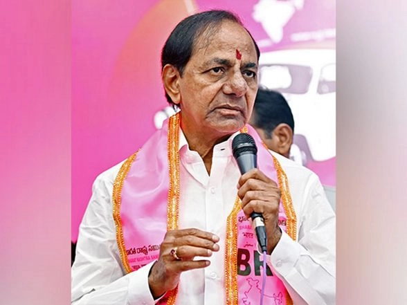 India News | KCR Expresses Shock over Sudden Death of Poet and Lyricist Ande Sri