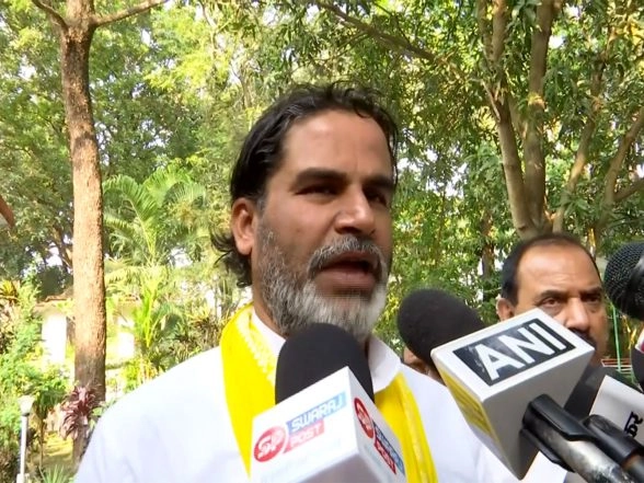 India News | People Will Rise Above Caste, Vote for Good Society: Prashant Kishor Ahead of Phase of Bihar Polls