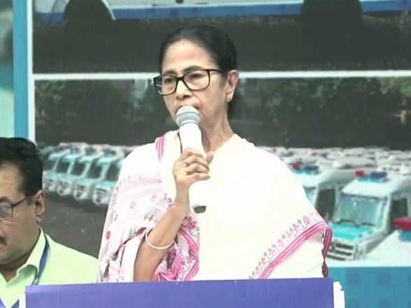 India News | West Bengal CM Banerjee Inaugurates 110 Self-sufficient Mobile Medical Units