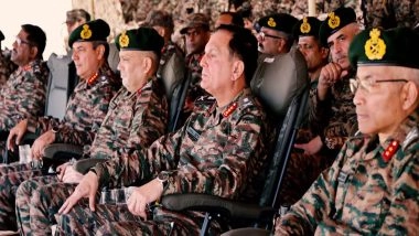 India News | Southern Army Commander Lt Gen Dhiraj Seth Reviews Operational Readiness During Exercise 'MaruJwala' in Thar Desert
