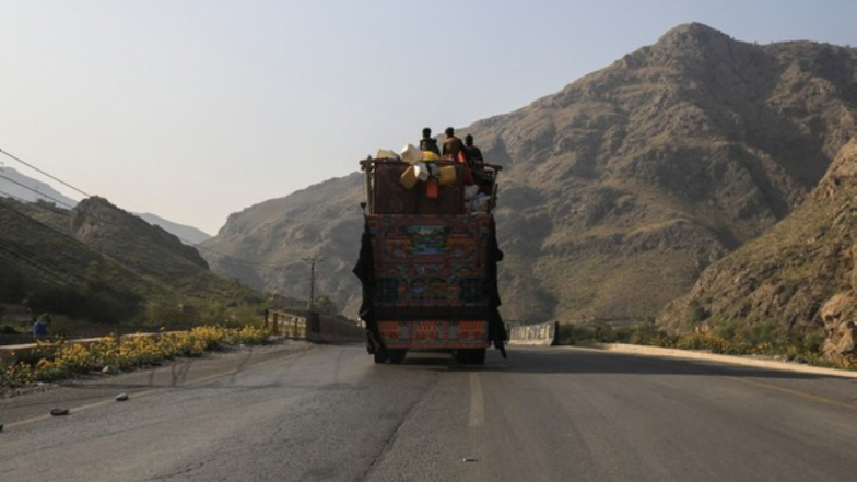 World News | Khyber-Pakhtunkhwa Traders Urge Reopening of Pak-Afghan Borders as Prolonged Closure Causes Massive Economic Losses