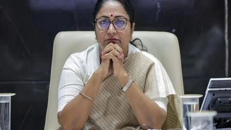 India News | Delhi Govt Approves Policy to Provide Employment to Dependents of 1984 Sikh Riot Victims on Compassionate Grounds: CM Rekha Gupta