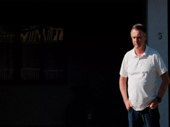 World News | Brazil's Federal Police Finalise 'quick, Discreet' Arrest Plan for Jair Bolsonaro