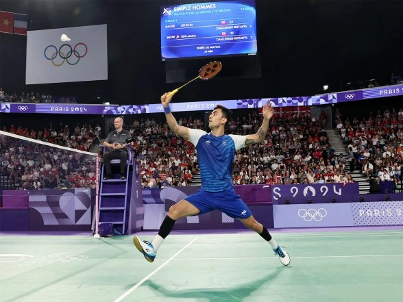 Sports News | Kumamoto Masters Japan 2025: Lakshya Sen Storms into Semifinals