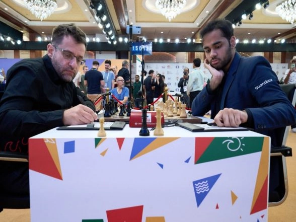 Sports News | FIDE World Cup 2025: Arjun Erigaisi, P Harikrishna Draw Their Opening Games of Round 5