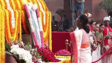 India News | President Droupadi Murmu Pays Tribute to Birsa Munda on 150th Birth Anniversary