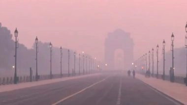 India News | Thick Smog Engulfs Delhi as AQI Reaches 385, India Gate Barely Visible