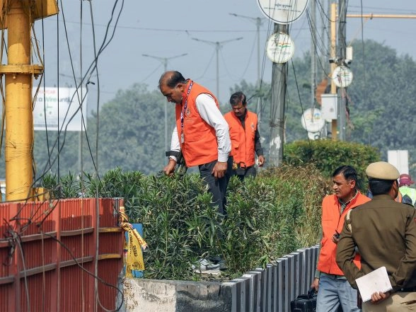 India News | Delhi Car Blast: 9mm Cartridges Recovered, No Weapon Found at Site