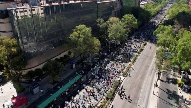 World News | Clashes Erupt in Mexico City During Gen-Z-led Protests Against Crime, Corruption