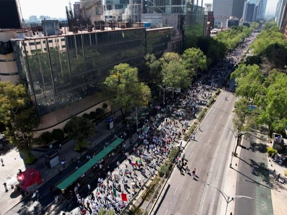 World News | Clashes Erupt in Mexico City During Gen-Z-led Protests Against Crime, Corruption