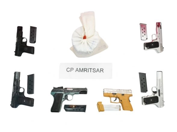 India News | Punjab Police Bust Pakistan-linked Arms and Drug Network, Five Arrested