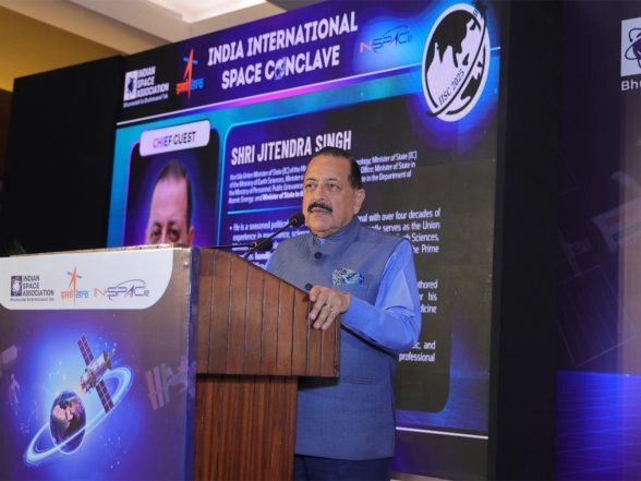 Business News | Space Sector to Be Important Contributor to Indian Economy Growth; to Go Upto $44-45 Billion in Next Decade: Jitendra Singh