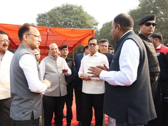 India News | Delhi Set for River Cruise Experience on Yamuna; Union Minister Sarbananda Sonowal, LG Review Progress