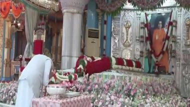 India News | Andhra Pradesh: PM Modi Pays Respects at Sri Sathya Sai Baba's Mahasamadhi in Puttaparthi