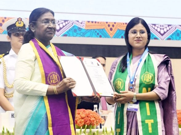 India News | Build Technologies That Reduce Inequality in Society: President Murmu Tells Students at NIT Delhi Convocation