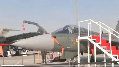 World News | Pilot Confirmed Dead After IAF Fighter Jet Tejas Crashes at Dubai Air Show