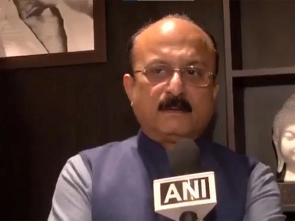 India News | Delhi Govt Suspends Outdoor Activities in Schools Amid Rising Air Pollution