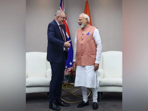 World News | PM Modi Meets Australian Counterpart Albanese on Sidelines of G20 Summit, Pledges Deeper India-Australia Strategic Cooperation