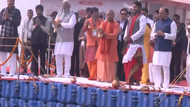 India News | UP: CM Yogi Adityanath Reviews the Preparations for Magh Mela, Offers Prayers at Sangam