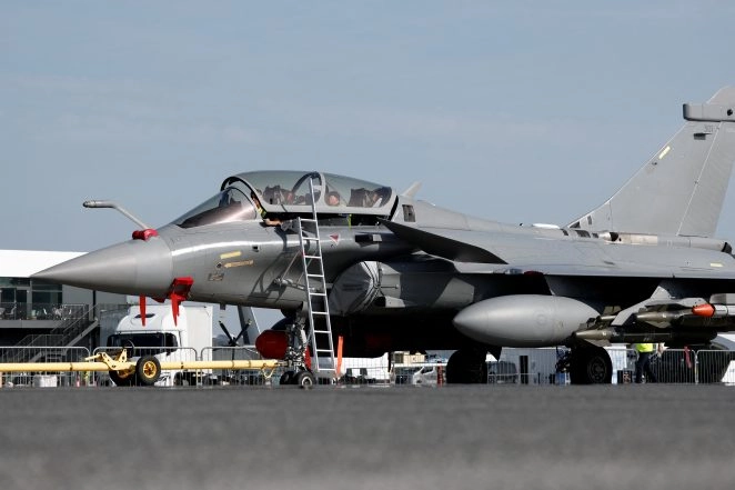 Business News | China Ran Disinformation Campaign to Hinder Rafale Sales, Push Its J-35 Jets During Op Sindoor: US Commission Report