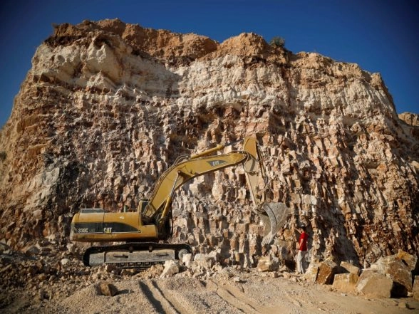 Business News | J-K to Launch First-ever Limestone Block Auction on November 24: Mines Ministry
