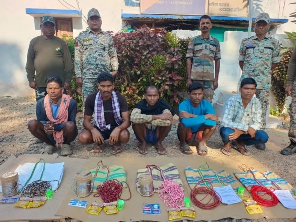 India News | Chhattisgarh: Seven Maoists Arrested in Separate Operations Conducted by Naimed and Bhopalpatnam Police