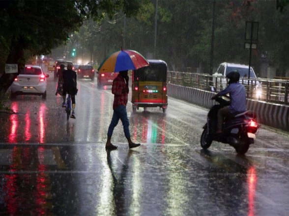 India News | Light to Moderate Rainfall Likely to Occur in Several Parts of Tamil Nadu in Next 3 Hours: IMD