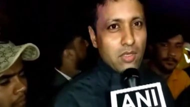 India News | Telangana: Fire Breaks out at Building Near Lal Darwaza in Hyderabad; No Casualties