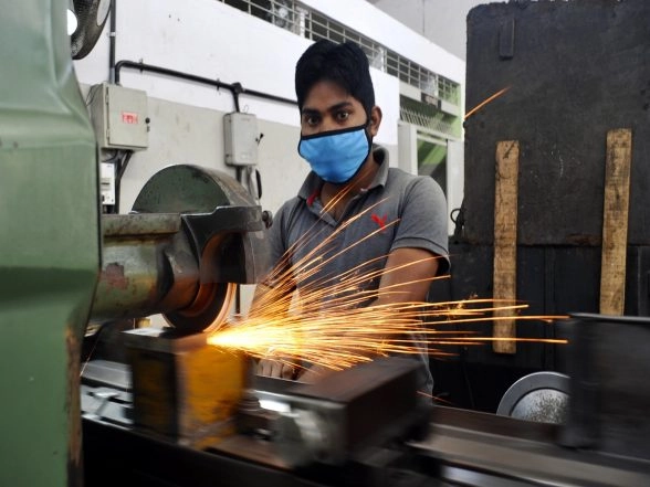 Business News | New Labour Laws Likely to Generate 77 Lakh New Jobs, Reduce Unemployment by Up to 1.3%: SBI Report