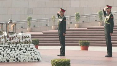 India News | Army Chief Pays Tribute to Soldiers Who Laid Down Their Lives in Operation Pawan in Sri Lanka in Late 1980s