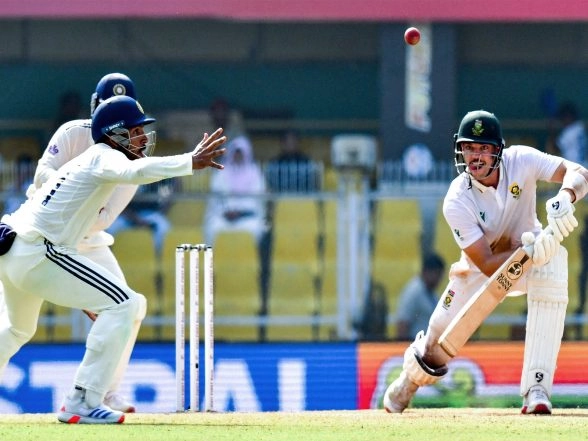 Sports News | India in Precarious Position in Guwahati Test, Lose Two Early Wickets Chasing 549-run Target Set by South Africa