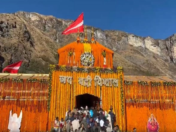 India News | Portals of Badrinath Dham Closed for Winter Season