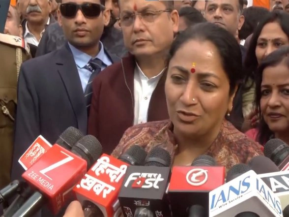 India News | Delhi CM Rekha Gupta Inaugurates 70 New Ayushman Arogya Mandirs; Announces Plan to Build over 1,000 Centres to Strengthen Primary Healthcare