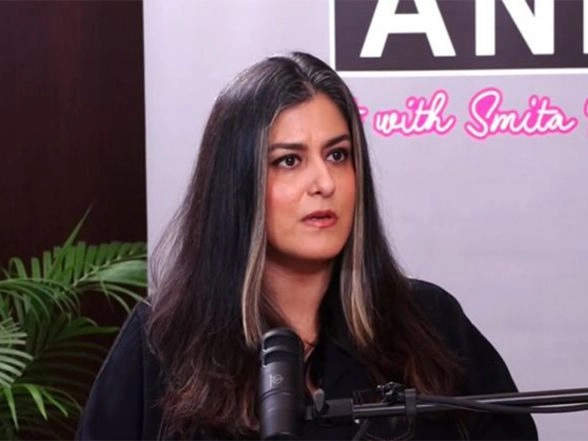 Entertainment News | Celebrity Makeup Artist Namrata Soni Recalls Getting Threats in the Industry, Says 'Farah Khan, SRK, Salman Khan, Preity Zinta Were Supportive'