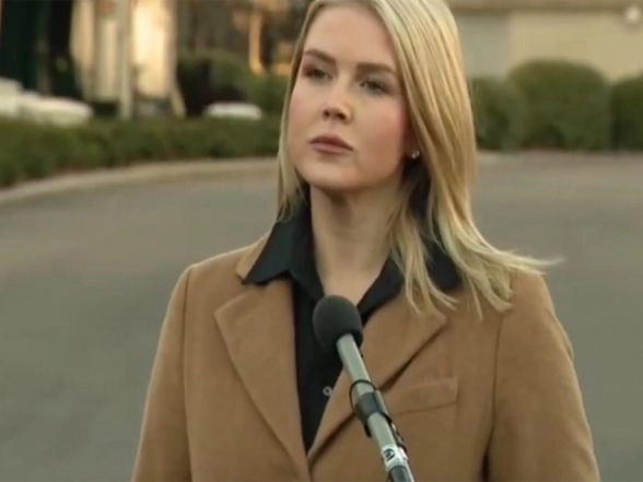 World News | ICE Detains Karoline Leavitt's Nephew's Mother, Moves Toward Deportation