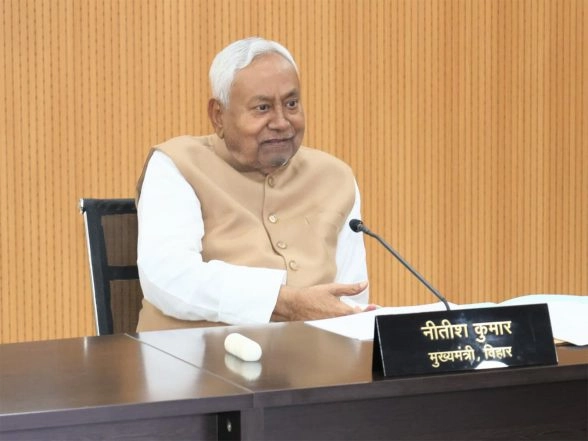 India News | Bihar CM Nitish Kumar Holds Review Meeting of Cabinet Secretariat, Vigilance Department