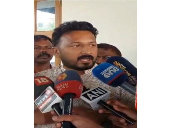 India News | Suspended Congress MLA Rahul Mamkootathil Booked on Rape Charges; FIR Includes Multiple Non-bailable Sections