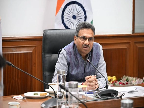 India News | Haryana Chief Secy Anurag Rastogi Orders Strict Action on Stray Dogs, Cattle Across State